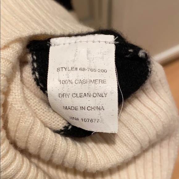 Alice + Olivia chevron striped turtleneck sweater - Picture 5 of 6